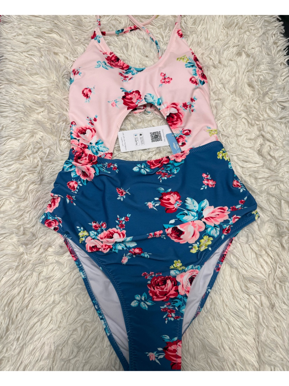 Cupshe Floral One-Piece Swimsuit with Pink Accents NWT - Picture 2 of 8
